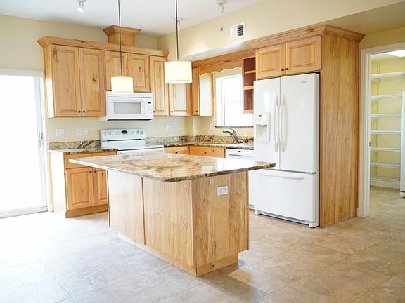 5th image of 964 Sound Harbor Cir
