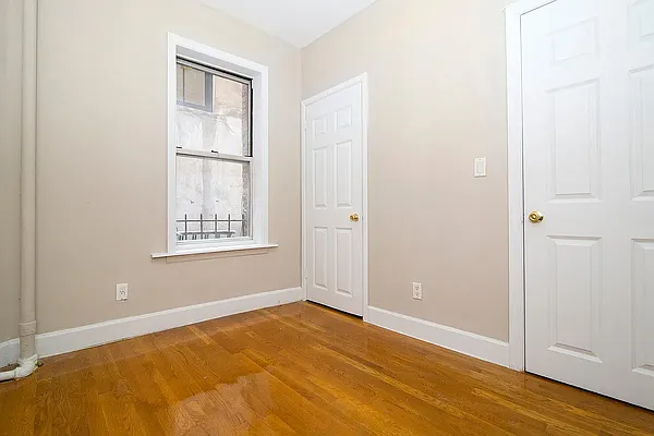 Rented by Bond New York | media 6