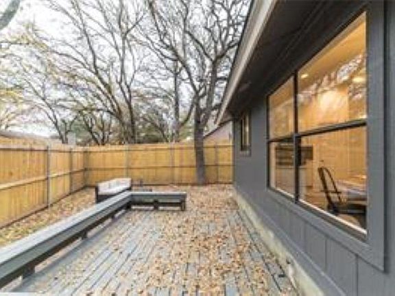 4th image of 1309 Piney Creek Ln