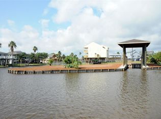 67 Four Master Rd, Freeport, TX 77541