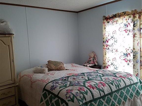5th image of 40 Parkside Cir