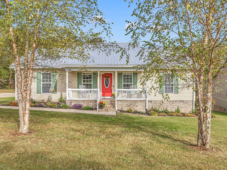 1st image of 104 Wisteria Cir