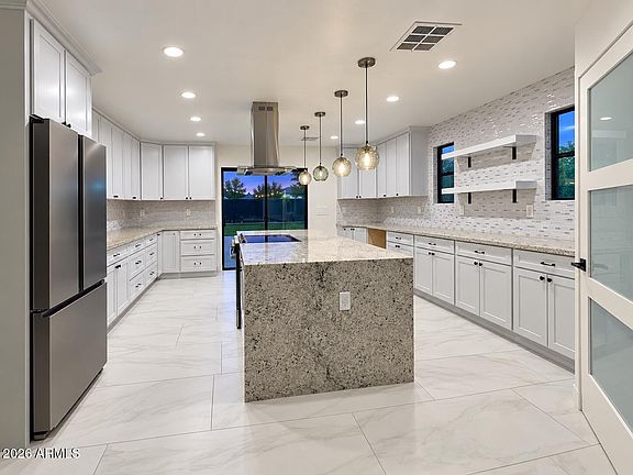 2nd image of 8637 W EARLL Drive