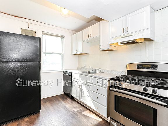 5th image of 739 Pennsylvania Ave