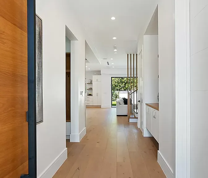4425 Morse Ave — Photo 59