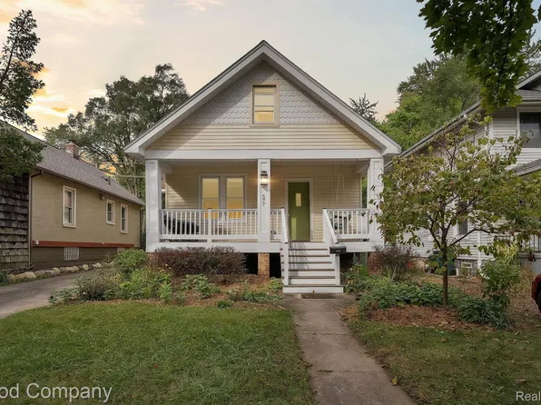 577 Laprairie St, Ferndale, MI 48220