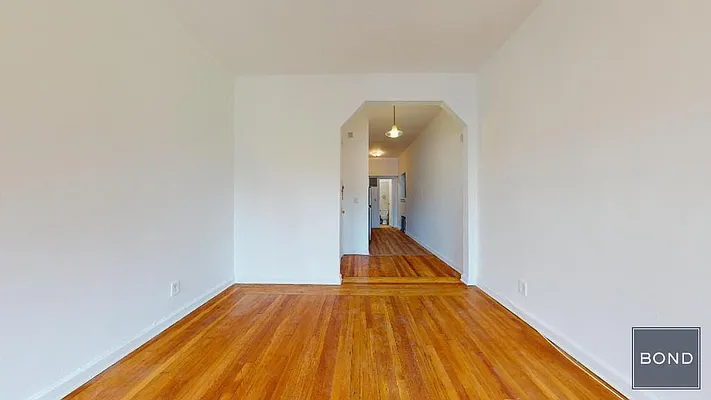 Rented by Bond New York | media 10