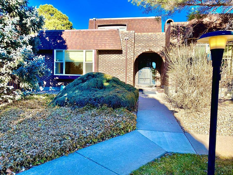 1st image of 54 Villa Dr