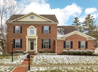 5005 Brooksview Cir, New Albany, OH 43054