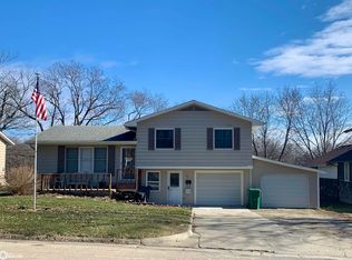 1103 N Maple St, Creston, IA 50801