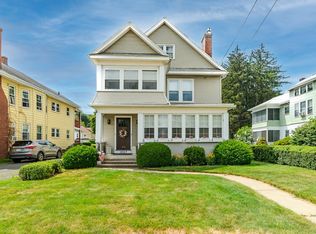 1657 Northampton St, Holyoke, MA 01040