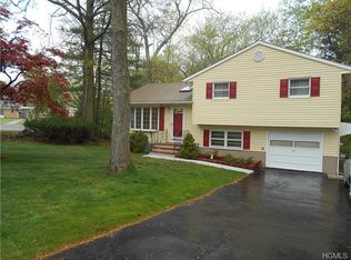 275 Ehrhardt Rd, Pearl River, NY 10965