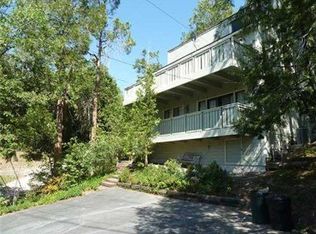 871 Rhine Rd, Lake Arrowhead, CA 92352