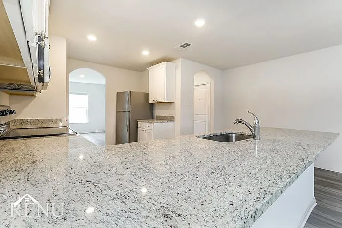 18500 Allen Welch Dr — Photo 6