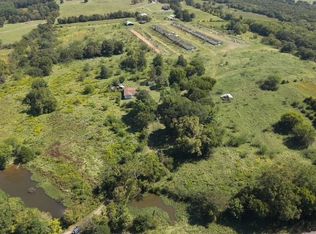 20864 Luton Ln, Howe, OK 74940