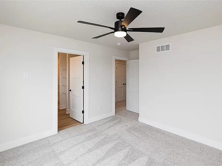 2833 SW Prairie Trail Pkwy — Photo 14