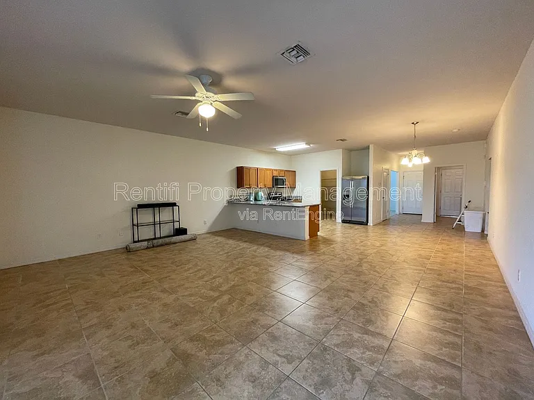 1622 SW 16th Ct — Photo 5