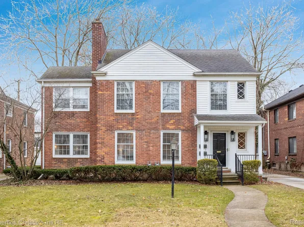 475 Neff Rd, Grosse Pointe, MI 48230