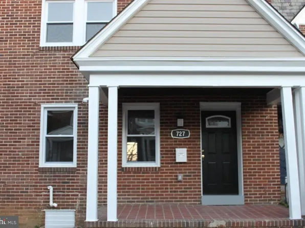 727 Mount Holly St, Baltimore, MD 21229