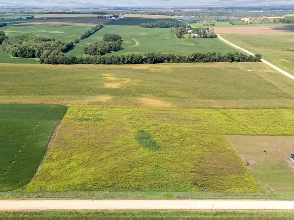 LOT 3 270th St, De Witt, IA 52742
