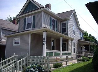 1065 Arch St, Washington, PA 15301