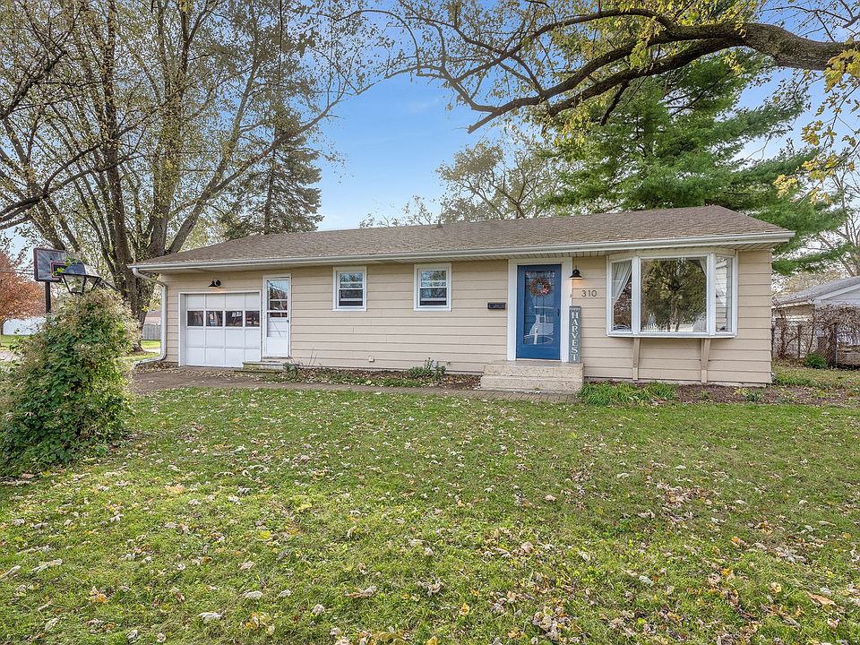 ~~ WELCOME HOME to 310 East Edgelawn, on large corner lot across from elementary school! ~~