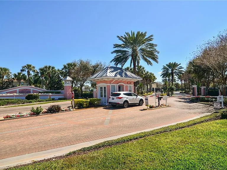 Starfish Dr SE — Photo 4