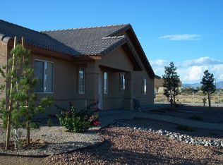 883 S San Pedro Rd, Golden Valley, AZ 86413