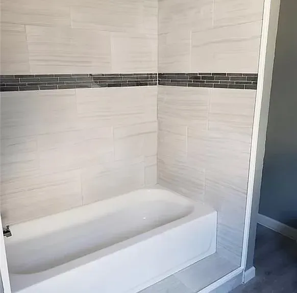 10716 Florian Ave — Photo 14