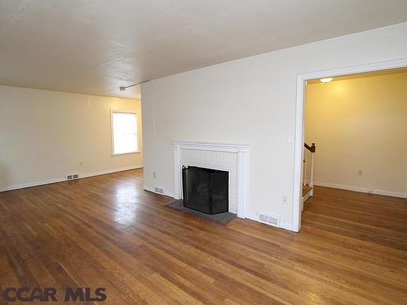 3rd image of 221 W Mitchell Ave