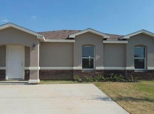 2509 La Parra Ln, Laredo, TX 78046