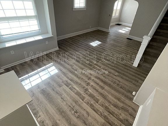 4th image of 324 N Linwood Ave Unit 1