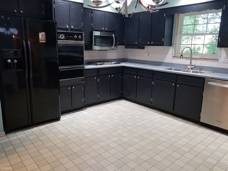 1st image of 1516 Leconte Dr