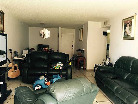 2nd image of 9686 Fontainebleau Blvd APT 305