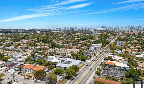 3rd image of 3255 W Flagler St #1-20