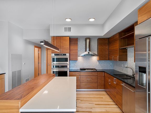3rd image of 1240 S 2nd St Unit 1502