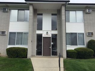 26720 Joy Rd APT B2, Redford, MI 48239