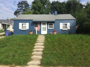 1047 Hollywood St NE, Grand Rapids, MI 49505