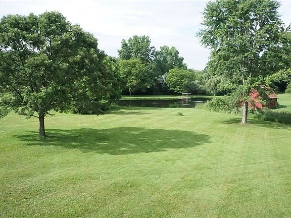 2nd image of 1341 Laura Ln