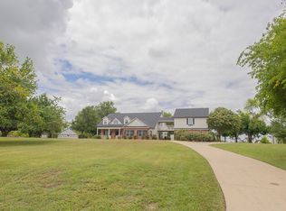 1043 Ridgeview Dr, Sherman, TX 75090