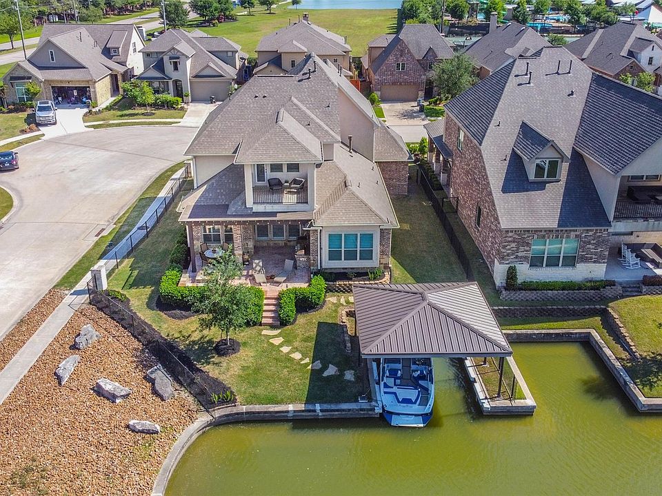 1st image of 17810 Olde Oaks Estate Ct