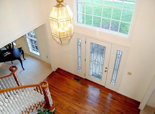 17662 Lasiandra Dr, Chesterfield, MO 63005