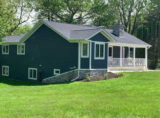 85 Orchard St, Williams Bay, WI 53191