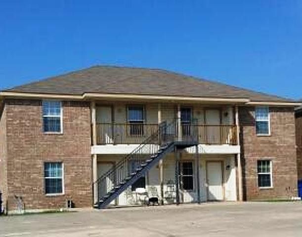 1st image of 4201 Primrose Dr