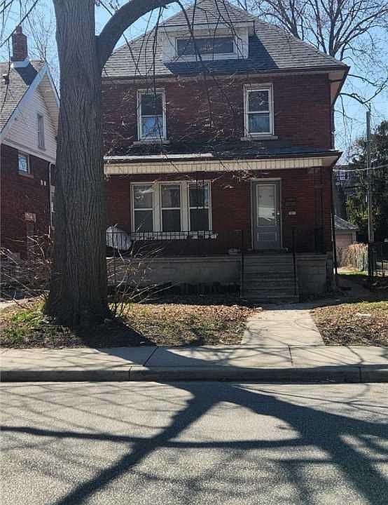 1st image of 1011 Pelissier St