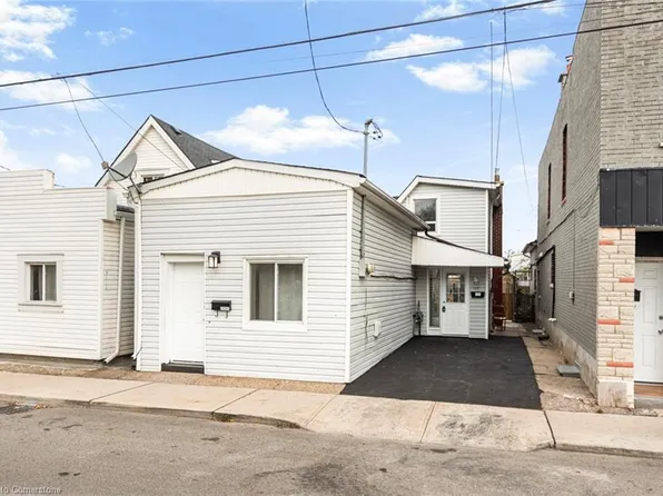 333 Britannia Ave, Hamilton, ON L8H 1Y4