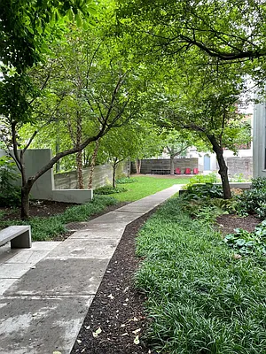 Rented by Owner | media 12