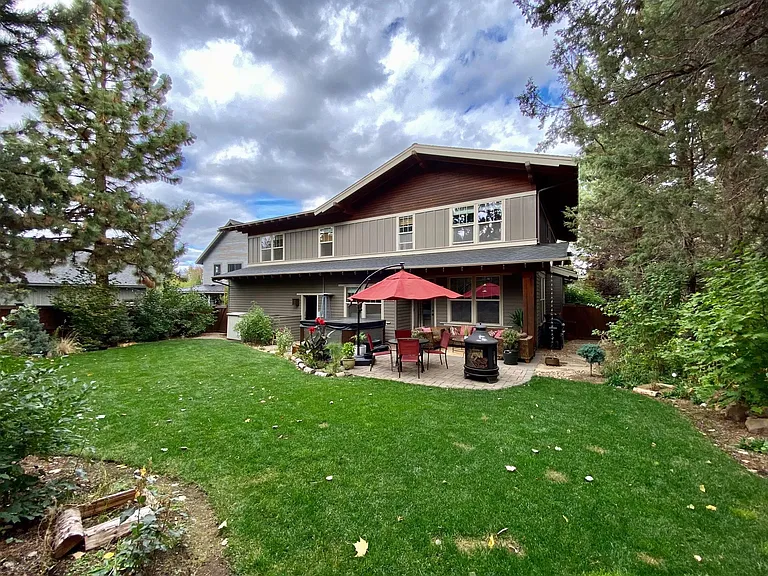 837 Yosemite Dr — Photo 22