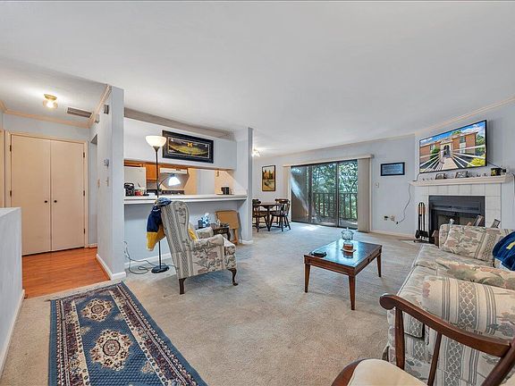 5th image of 3372 Forest Ct