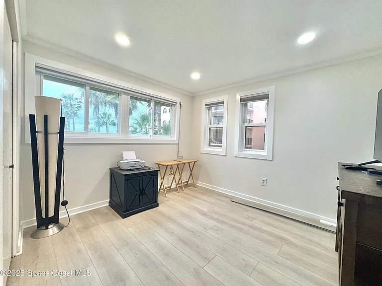 5050 Ocean Beach Blvd #301 — Photo 3